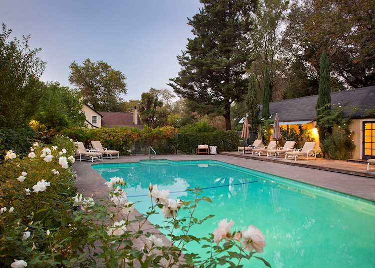 Farmhouse Inn, Forestville