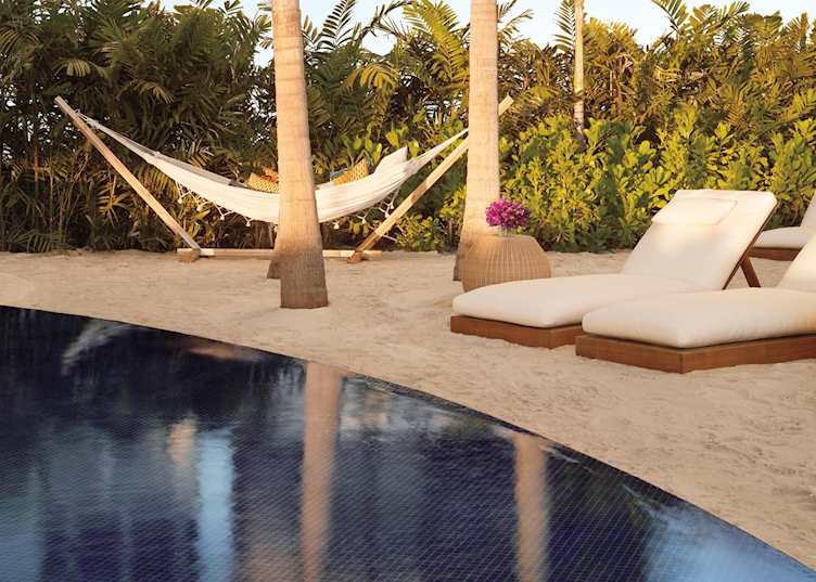 Sunset Pool, The Modern Honolulu Hotel