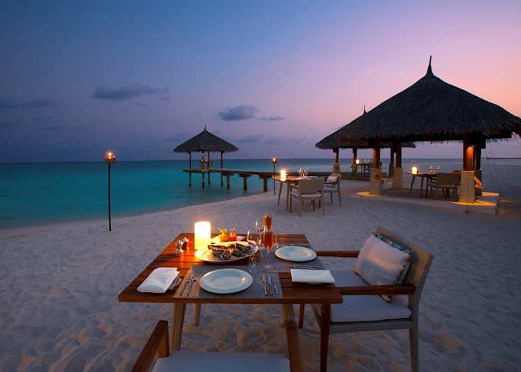 Sand Restaurant, Niva Velassaru Maldives
