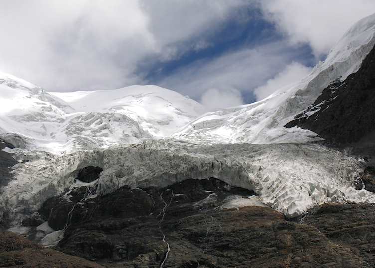 Glaciers on-route to Gyantse, Tsetang