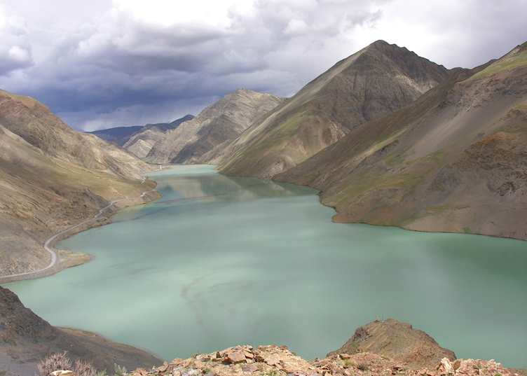 En-route to Gyantse, Tsetang