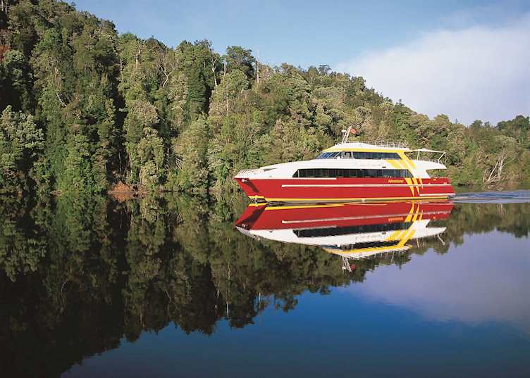 Gordon River cruising