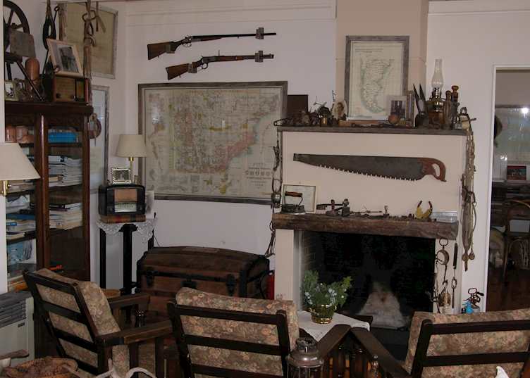 Living room, Estancia Rincón Chico, Península Valdés