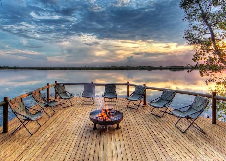 Xugana Island Lodge fire pit