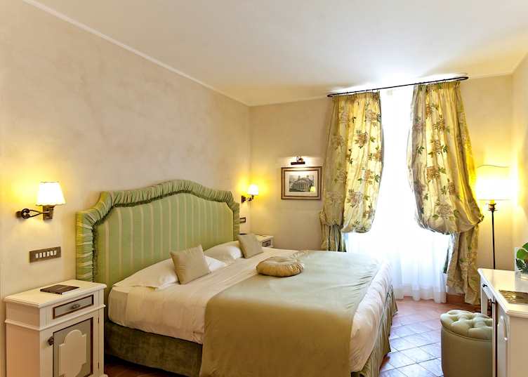 VOI Donna Camilla Savelli, Rome