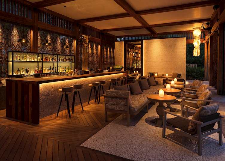 Mai poolside lounge and bar, Rosewood Phuket
