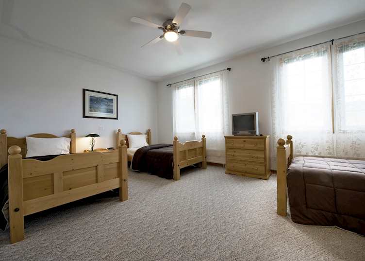 Aurora Inn, Dawson City