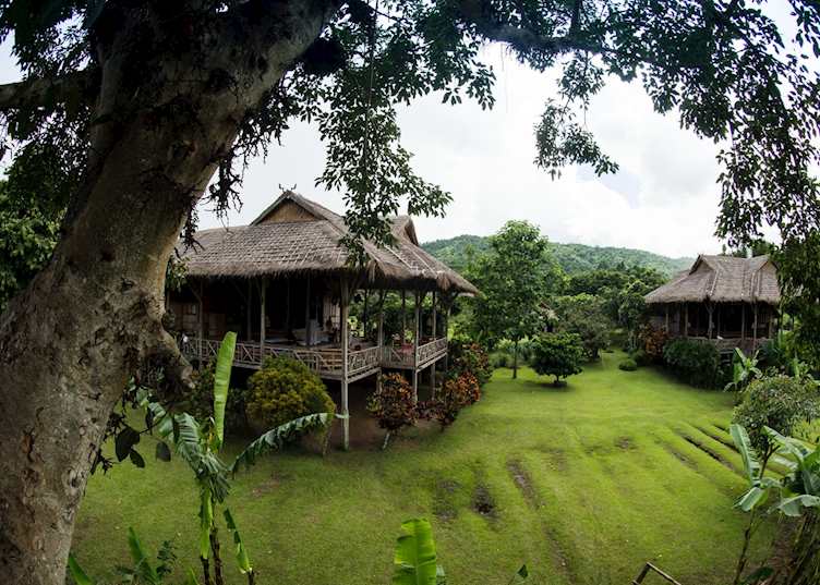 Huts at Lisu Lodge