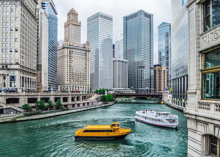 Chicago Urban Cityscape along the Chicago River