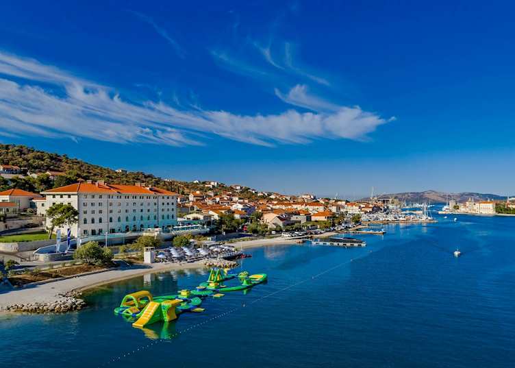 Brown Beach House, Trogir