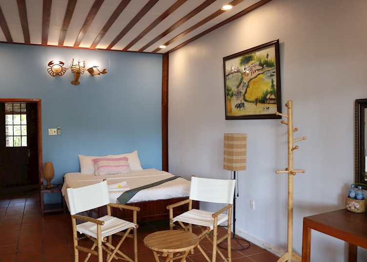 Riverfront bungalow, Coco Riverside Lodge