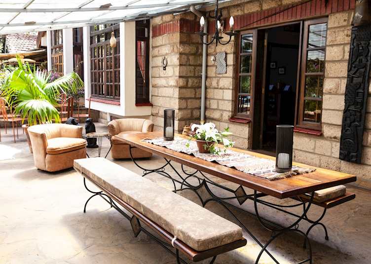 Outdoor sitting area at Macushla House