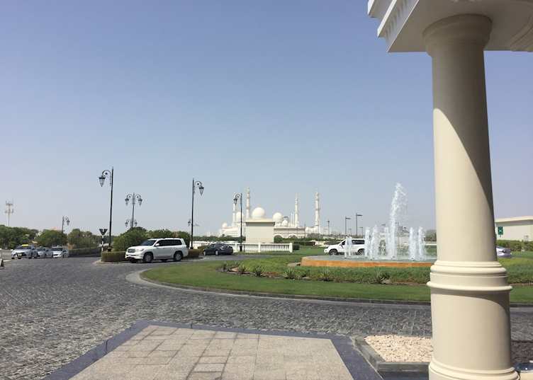 Ritz Carlton Abu Dhabi, Abu Dhabi