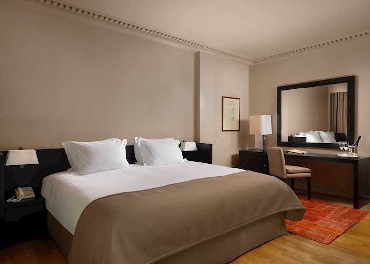 NJV Athens Plaza, Athens
