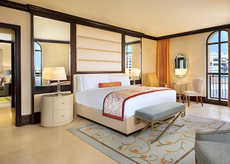 Ritz Carlton Abu Dhabi, Abu Dhabi