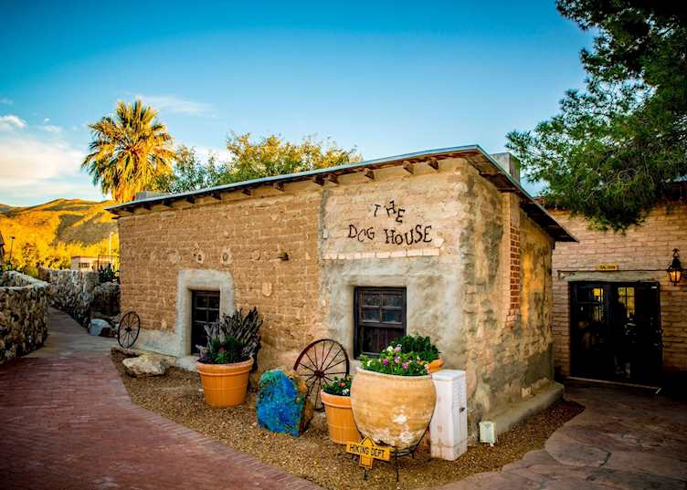 The Dog House, Tanque Verde Ranch