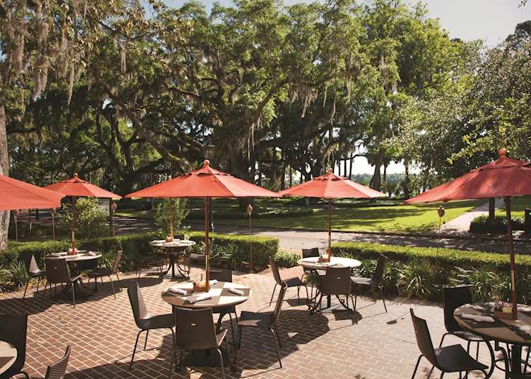 Buffalo's Restaurant at Montage Palmetto Bluff