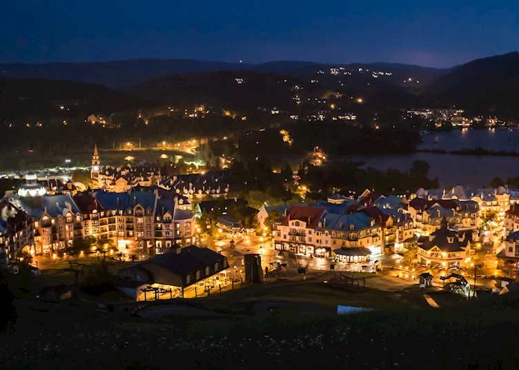 Mont-Tremblant at night