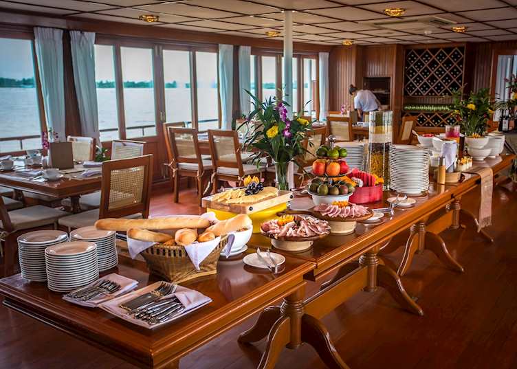 Breakfast on the Mekong