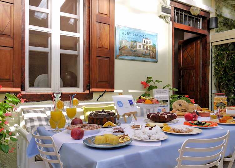 Ganimede Hotel, Galaxidi