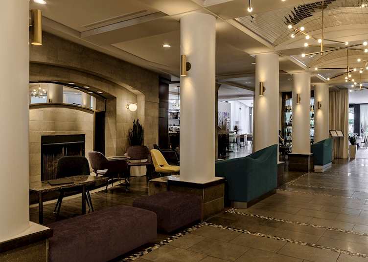 Lobby, Le Saint-Sulpice Hotel, Montréal