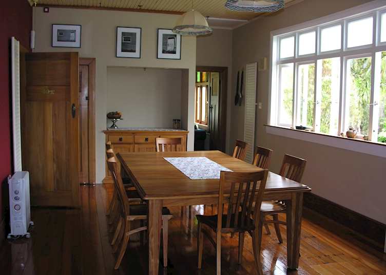 Holly Homestead, Fox Glacier