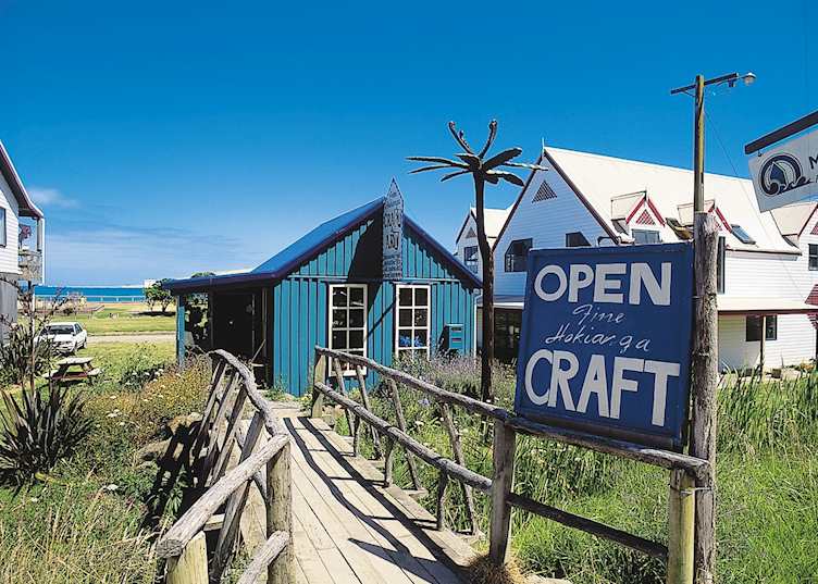Arts and crafts shops in Hokianga, Kauri Coast