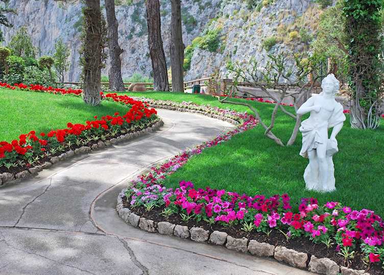 Augustus garden, Capri