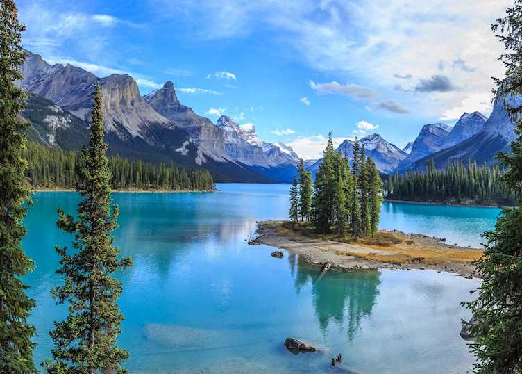 Maligne Lake, Jasper National Park, Alberta