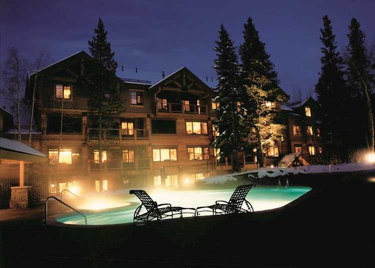 Pool in winter, Mountain Thunder Lodge