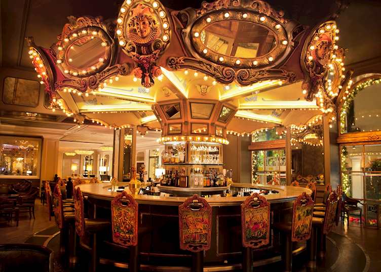 Lounge and Bar