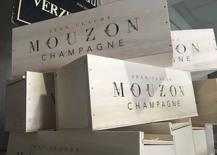 Champagne boxes