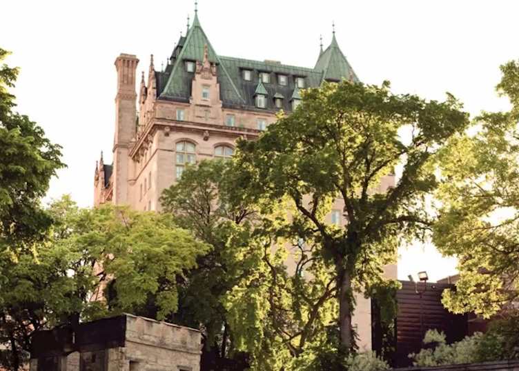 Fort Garry exterior