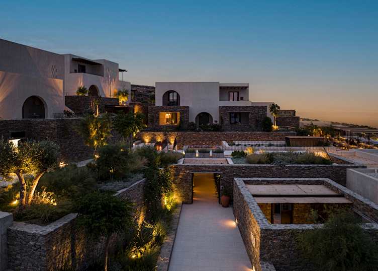 NÓS Hotel & Villas, Faros
