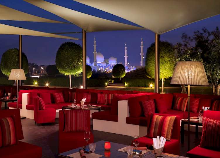 Ritz-Carlton Abu Dhabi, Grand Canal