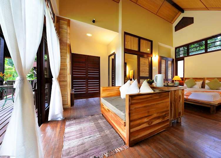 Deluxe chalet - river view, Borneo Rainforest Lodge, Danum Valley