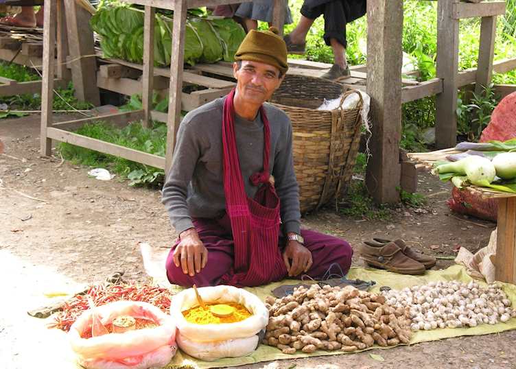 Market trader, Kalaw