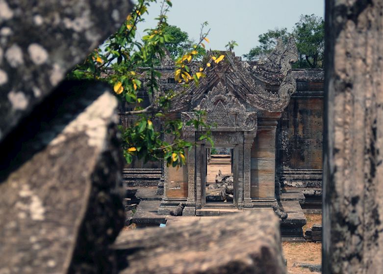 The crumbled ruins of Preah Vihear The crumbled ruins of Preah Vihear
