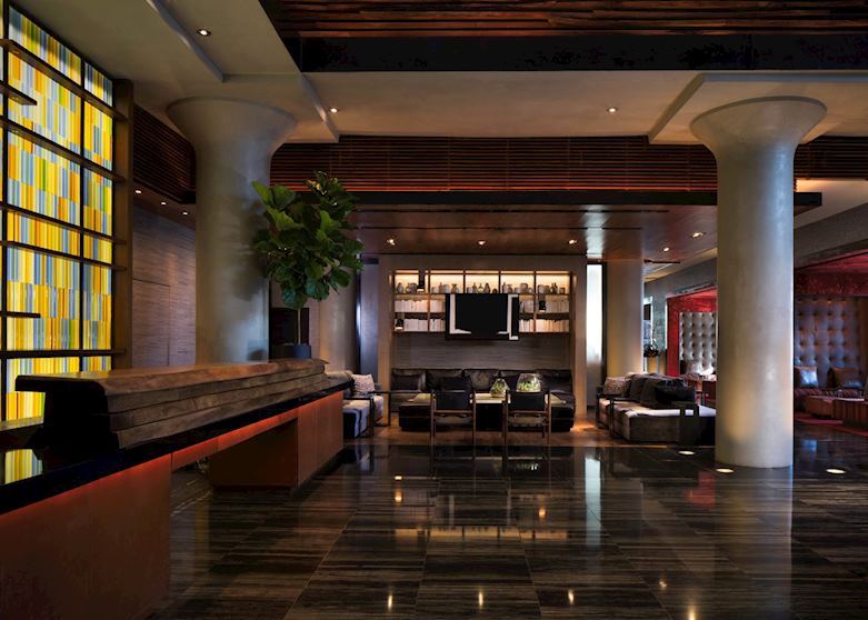 Ink 48, lobby