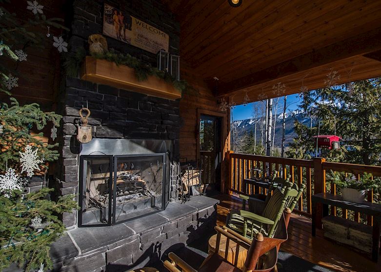 Twisted Timber Guesthouse, Fernie Twisted Timber Guesthouse, Fernie
