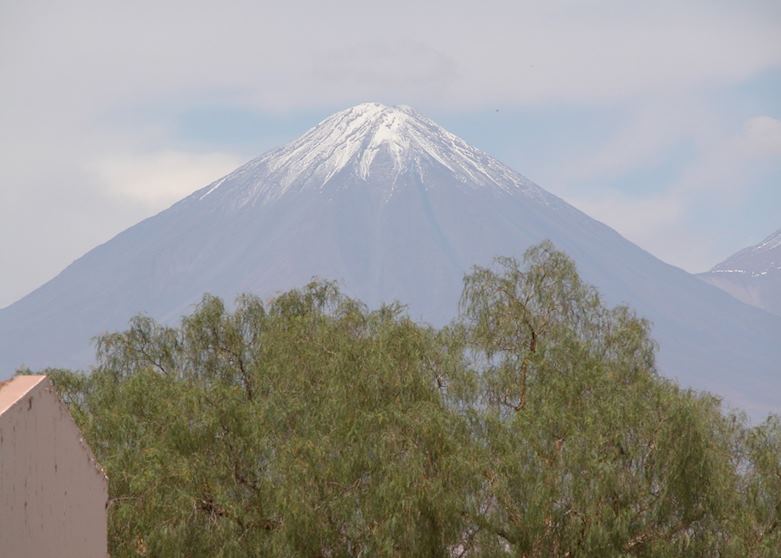 Volcano Licancabur from San Pedro de Atacama Volcano Licancabur from San Pedro de Atacama