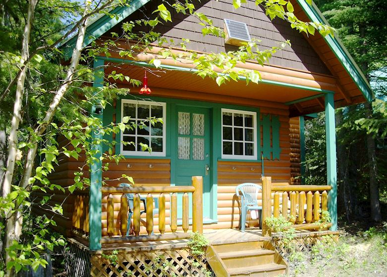 Cross River Cabins, Kootenay National Park Cross River Cabins, Kootenay National Park