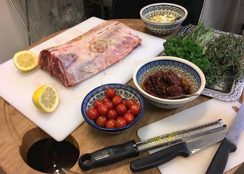 Bjarteyjarsandur Farm cooking class
