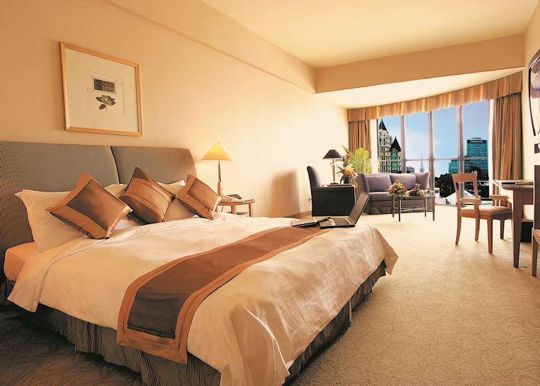 Signature Premium Deluxe Room