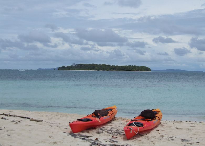 Sea Kayaking, Zapatilla Cayes