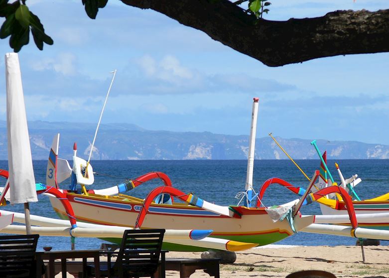 Fishing Boats & Lembongan Island backdrop, Tandjung Sari, Sanur