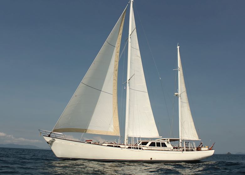 Meta IV luxury yacht