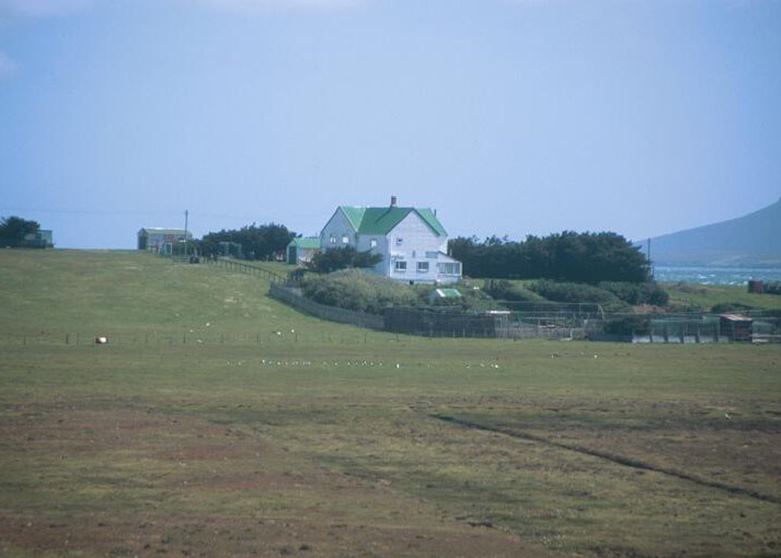 Pebble Lodge, Pebble Island