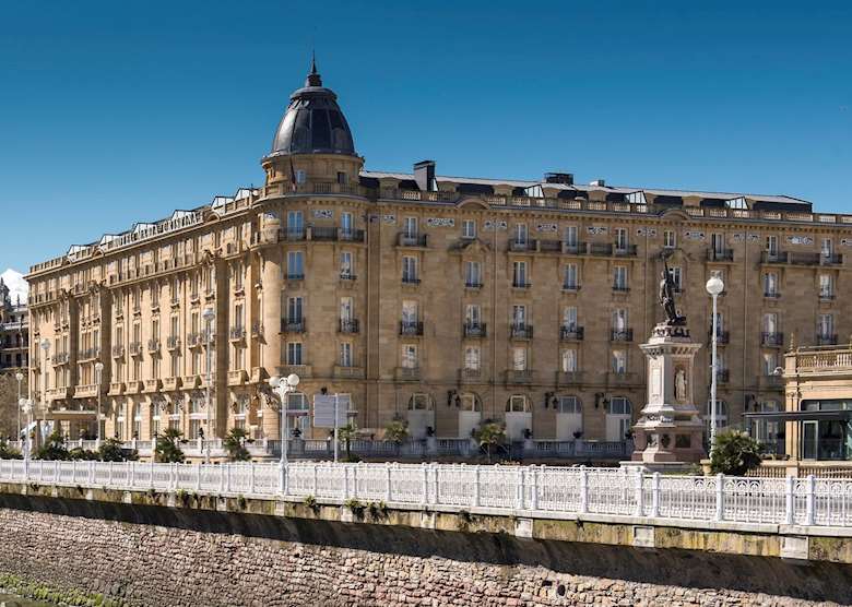 Gran Hotel De Las Reinas Torrent