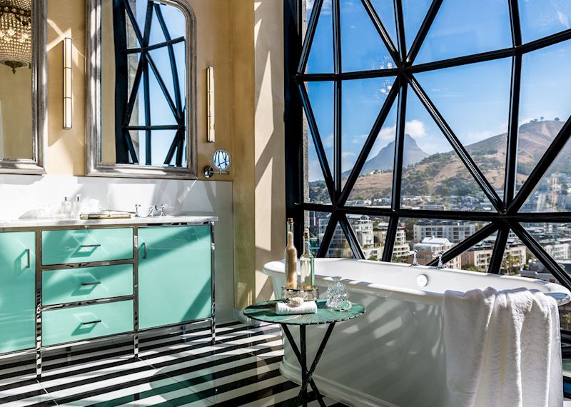The Silo, deluxe superior suite bathroom